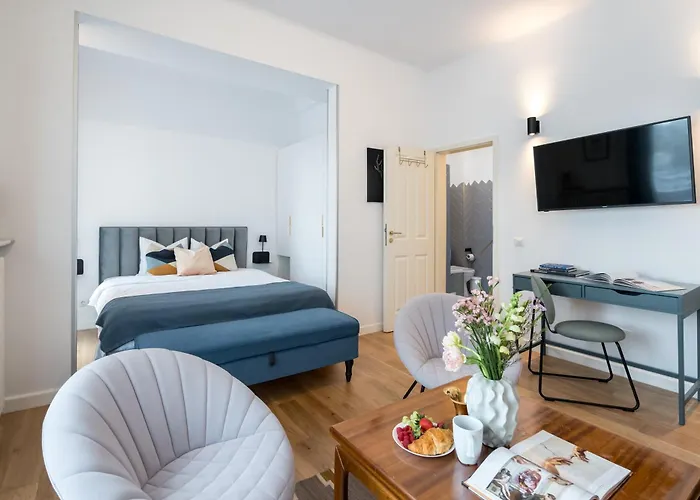 Intercontinental Luxury Studio