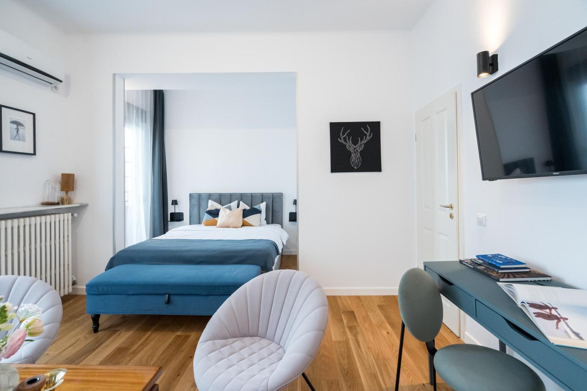 Intercontinental Luxury Apartment *
