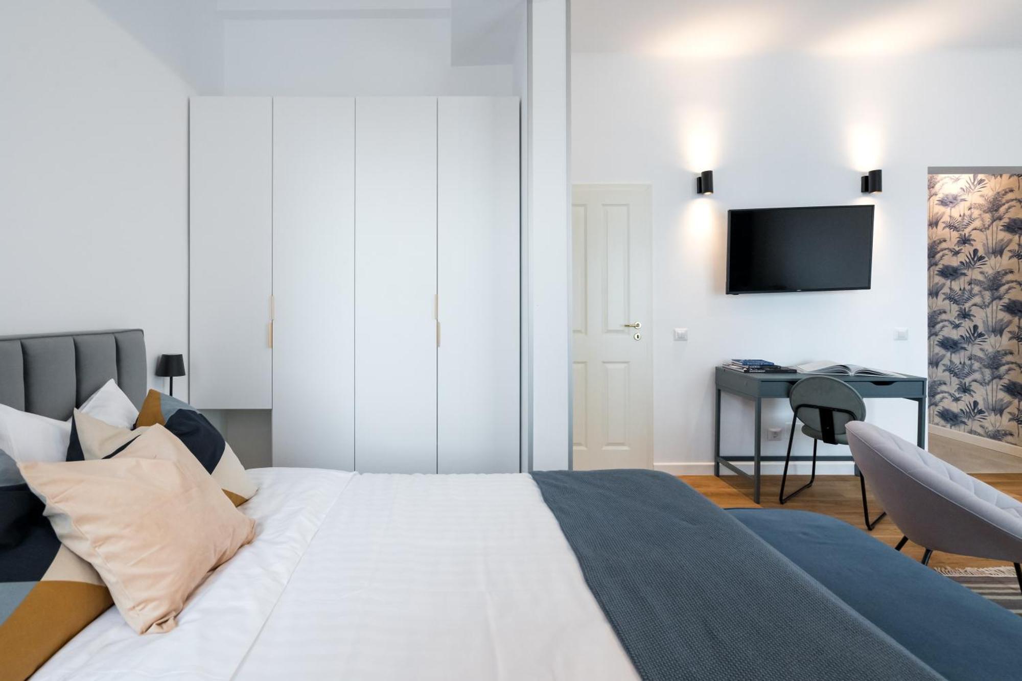 Intercontinental Luxury Apartment Bucharest